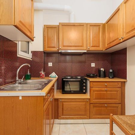 Nostos Apartment, With A Spacious Backyard Artemida  Luaran gambar