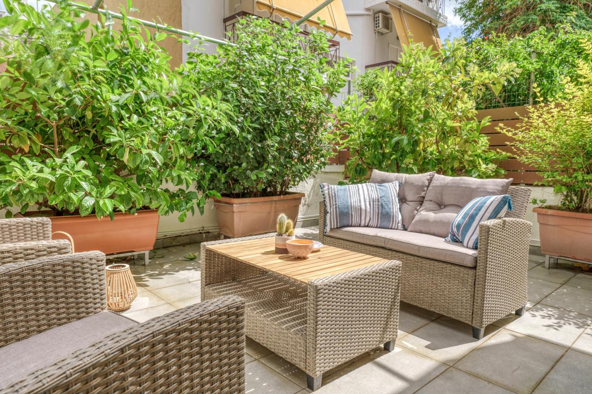 Nostos Apartment, With A Spacious Backyard Artemida  Luaran gambar